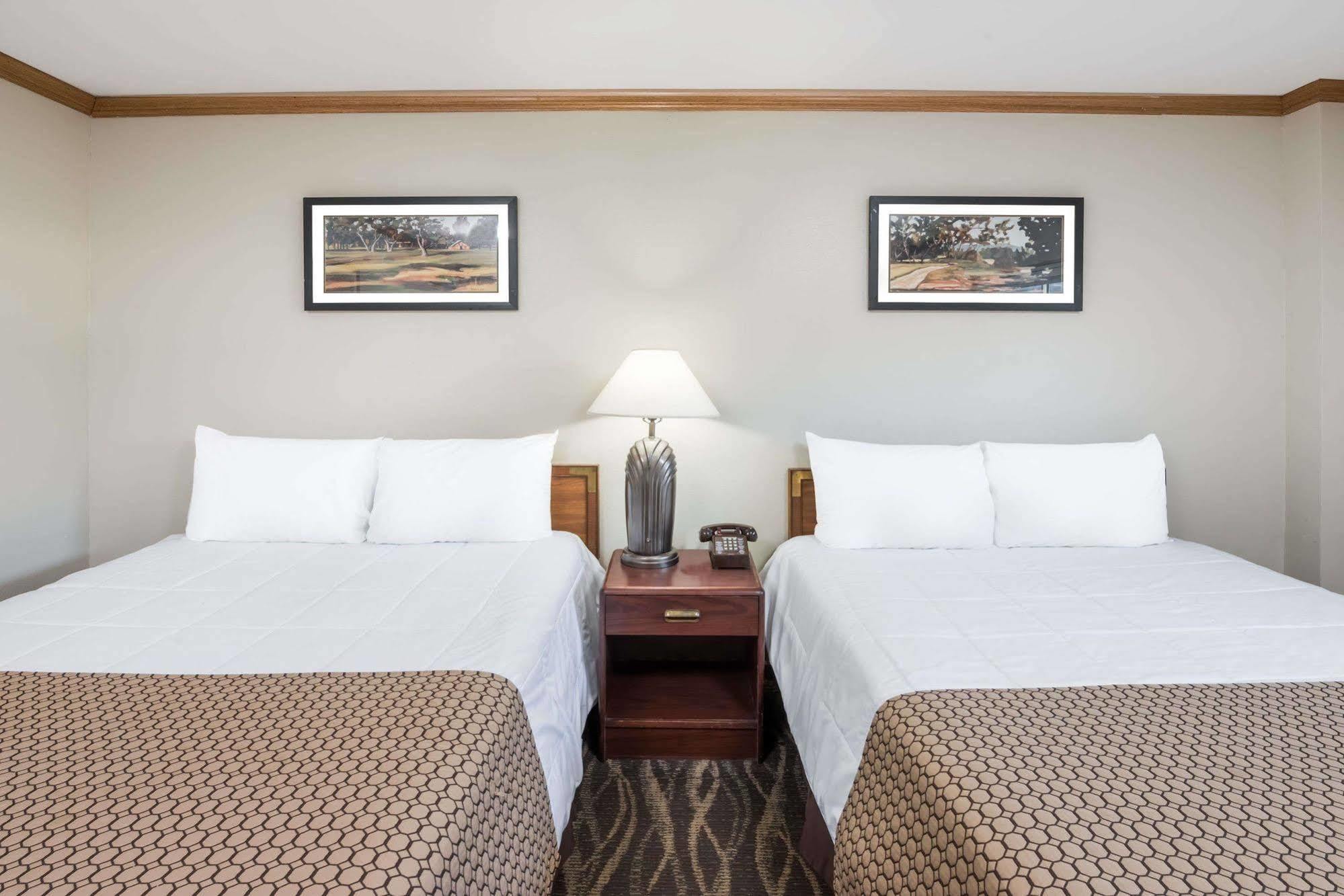 Knights Inn Jacksonville Extérieur photo